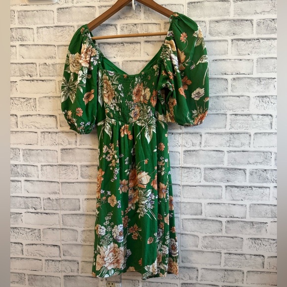Women’s Sim and Sam green floral puff sleeve linen blend dress Medium - Picture 2 of 5